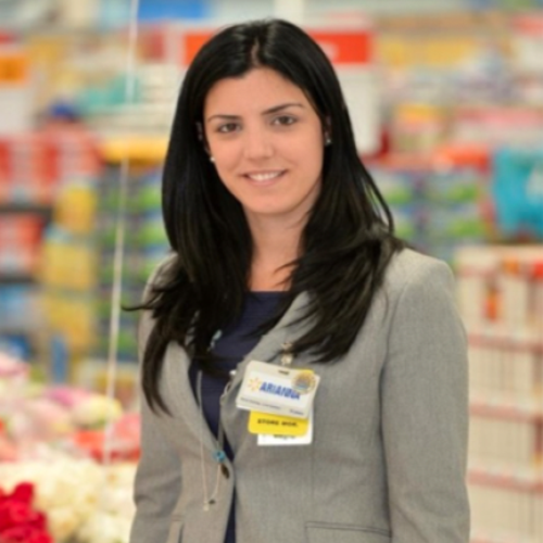 What do Walmart store managers do? THEKITCHENKNOW